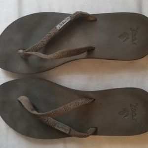 Reef womens flip flops